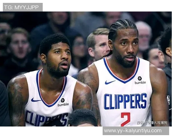 乔治妻子生日聚会合影多位球员太太同框展现友谊与魅力