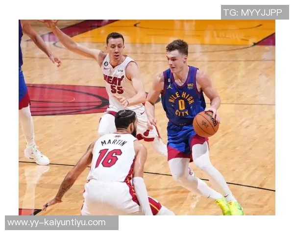 布劳恩上半场表现惊艳6投全中三分球两投全中助球队掌控比赛节奏