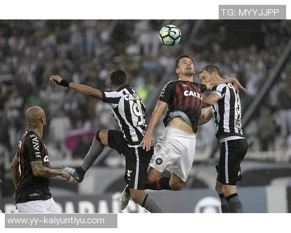 桑托斯在巴甲最后一轮以三球击败克鲁塞罗成功保级并获得南美杯资格 桑托斯在巴甲最后一轮以三球击败克鲁塞罗成功保级并获得南美杯资格