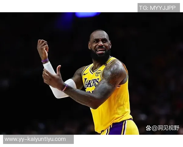 夸梅直言若我是里夫斯会申请交易因詹姆斯复出后打压他