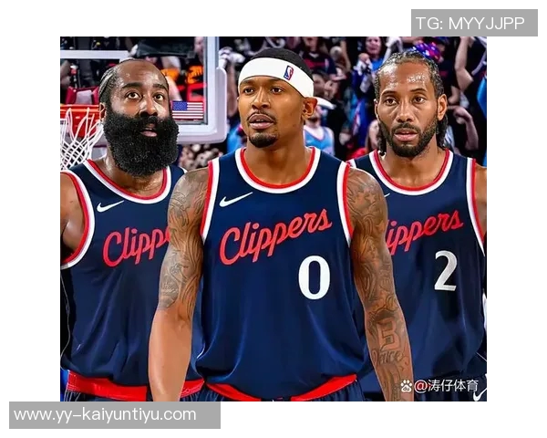 快船首发阵容调整哈登邓恩小琼斯巴图姆祖巴茨迎战缺席的小卡比尔